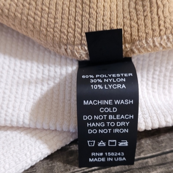 (2pcs)ONA by Yoon Chung Colorblock Ivory/Tan and Grey Shimmer Leggings - Picture 10 of 14